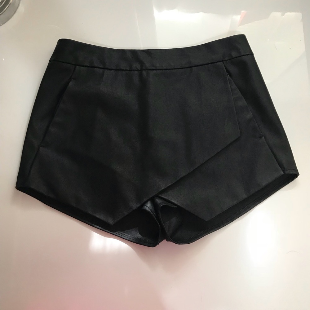 Geometric Leather Skort